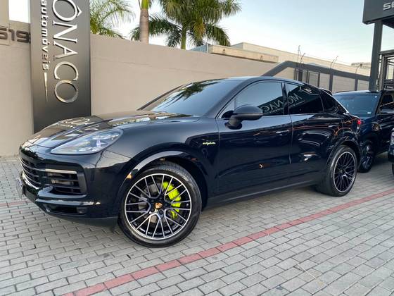 PORSCHE CAYENNE 3.0 V6 E-HYBRID COUPÉ AWD TIPTRONIC S PORSCHE CAYENNE 3.0 V6 E-HYBRID COUPÉ AWD TIPTRONIC S